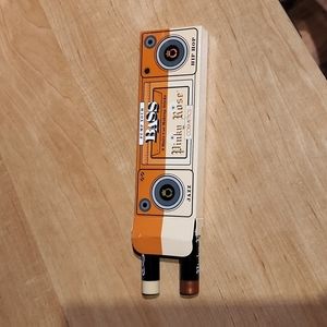 Pump your bass jazz and hip hop. NIB